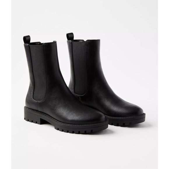 Ann Taylor Loft $156 Lug Chelsea Booties black size 8.5 NEW - Picture 1 of 12
